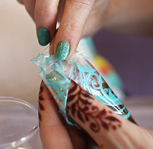 how to seal a henna cone with tape